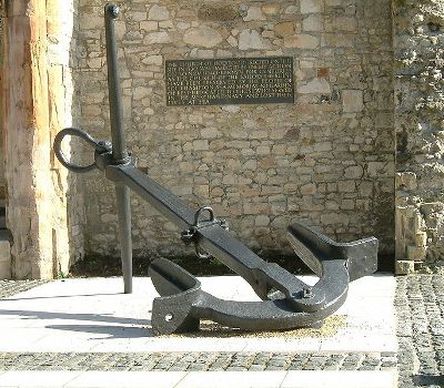 Monument Holyrood Kerk #2