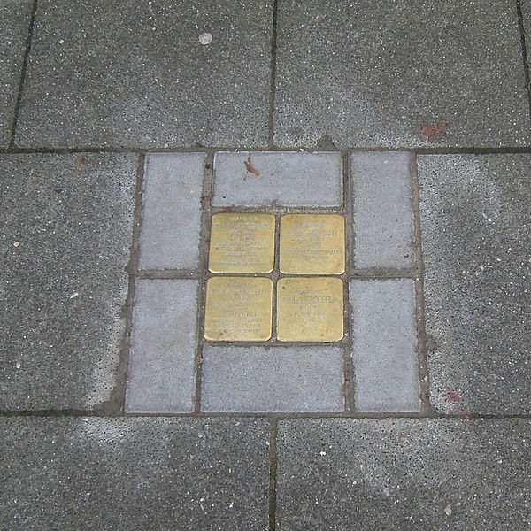 Stolpersteine Mhlenstrae 51 #1