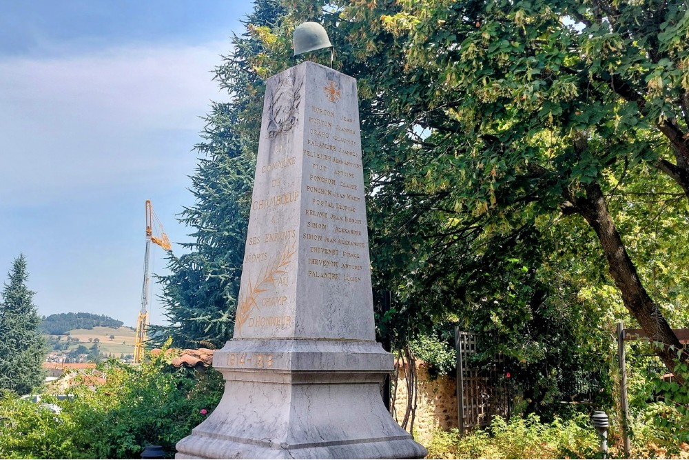 War Memorial Chamboeuf #5