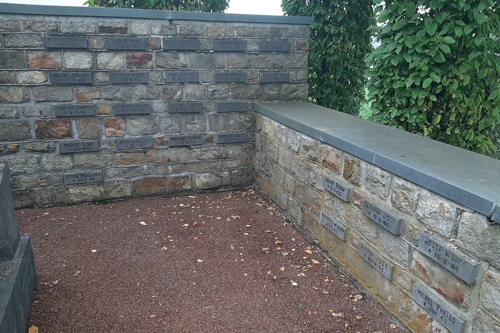 Oorlogsmonument Hünningen #5