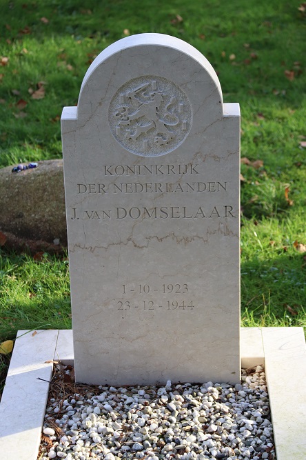 Nederlandse Oorlogsgraven Algemene Begraafplaats Bergen #2