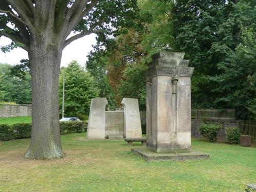 Oorlogsmonument Lohmen #1