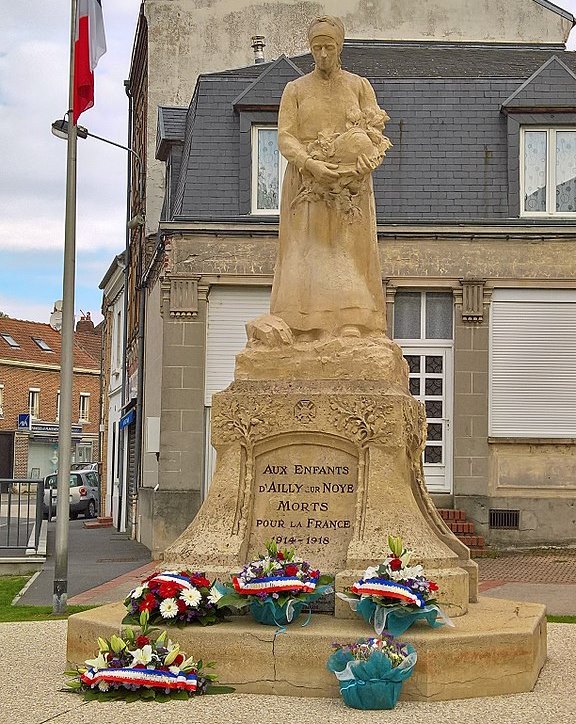 Oorlogsmonument Ailly-sur-Noye #1