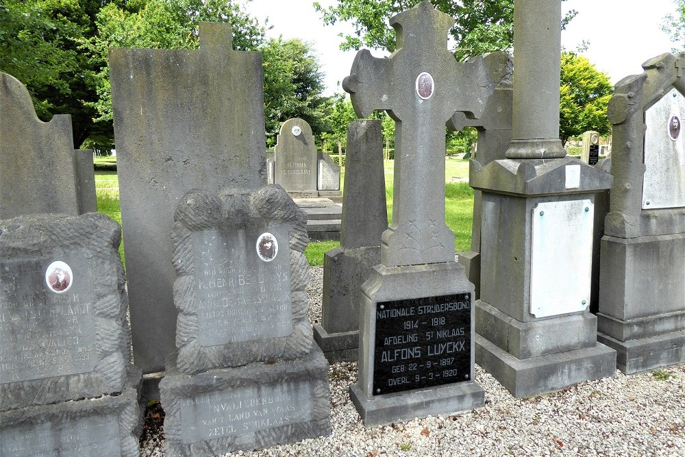 Belgian Graves Veterans Tereken-Sint-Niklaas #3