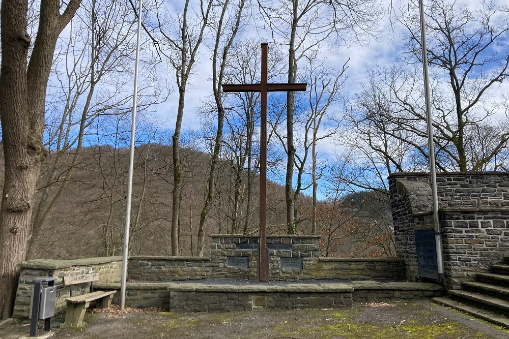 Memorial War Victims Altena