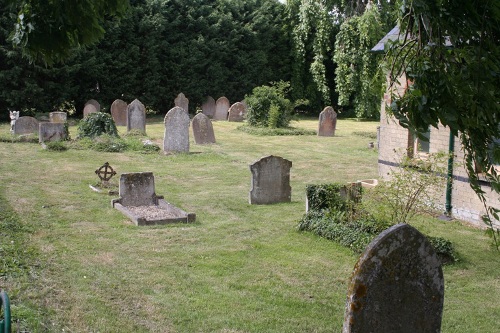 Commonwealth War Grave Wicken Cemetery #1