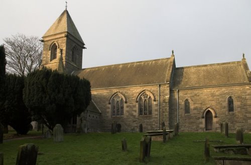 Commonwealth War Graves St. Cuthbert Churchyard