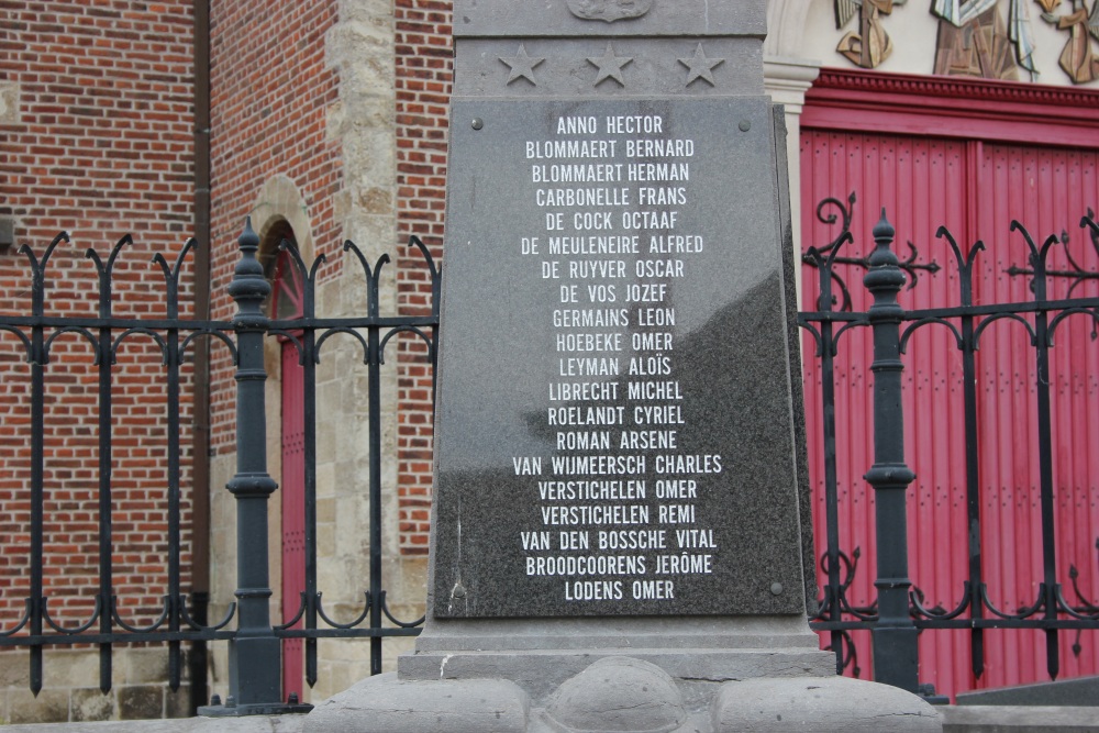 Oorlogsmonument Sint-Maria-Horebeke #2