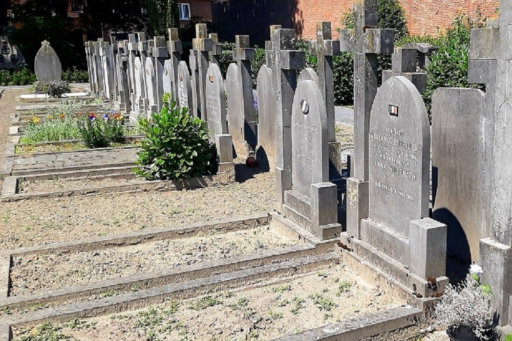 Belgian Graves Veterans Baarle-Hertog #1