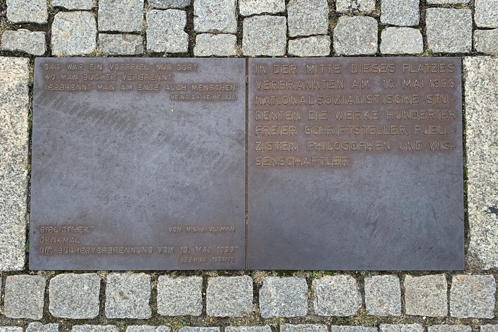 Monument Boekenverbranding Opernplatz