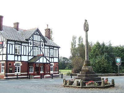 Oorlogsmonument Halsall #1