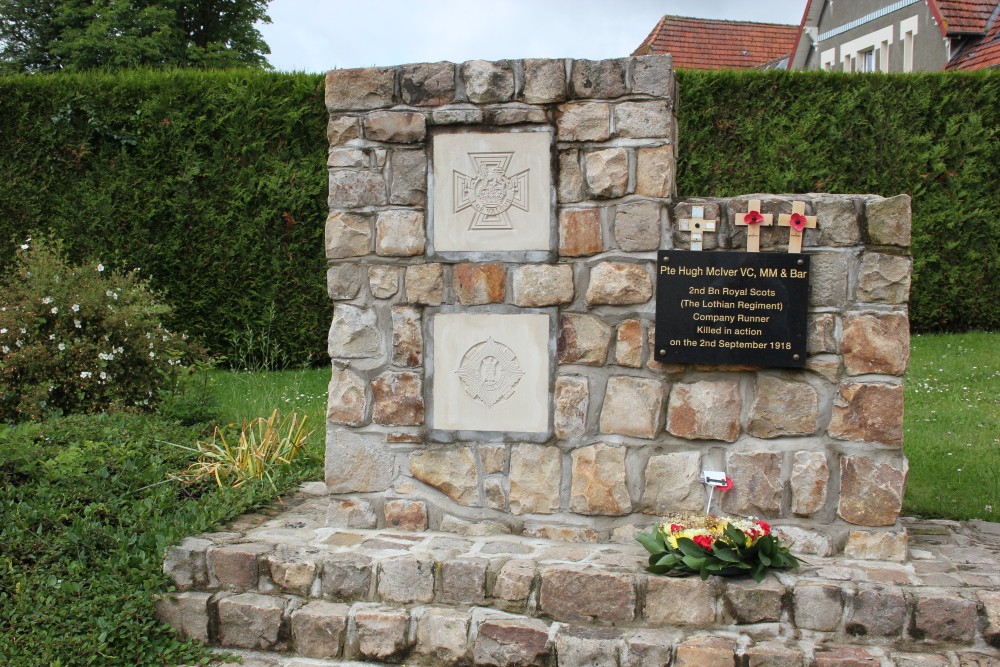 Oorlogsmonument Courcelles-le-Comte #3