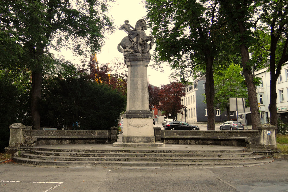 Oorlogsmonument Eupen #1