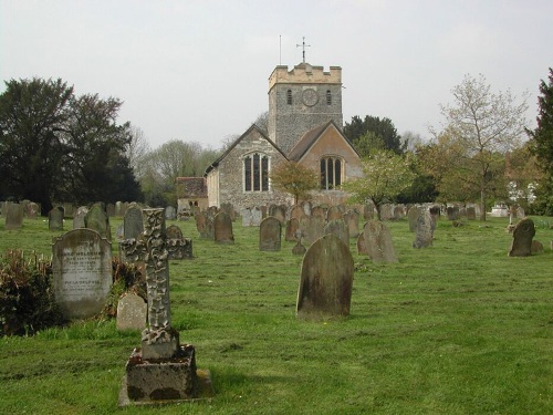 Commonwealth War Graves St Nicholas Churchyard