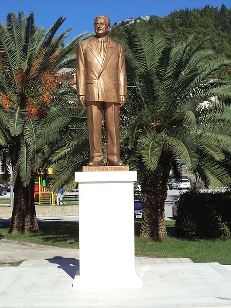 Statue Franjo Tuđman