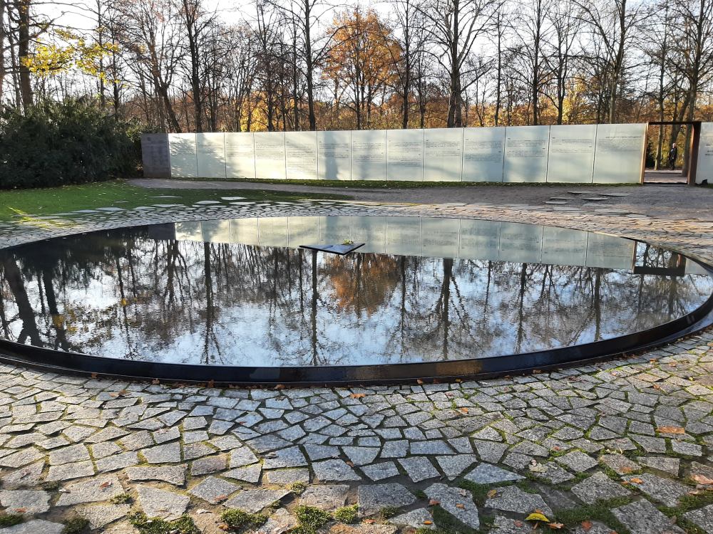 Monument voor de Sinti en Roma van Europa #3