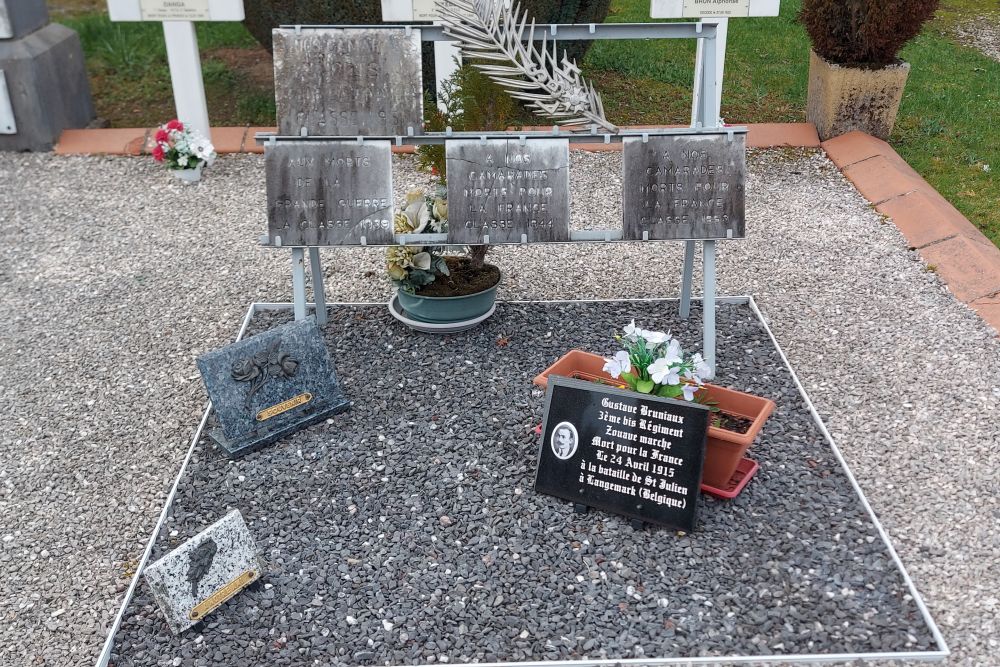 Oorlogsgraven Montréjeau #3