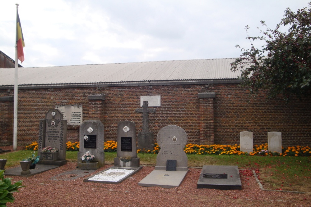 Commonwealth War Graves Peutie #2