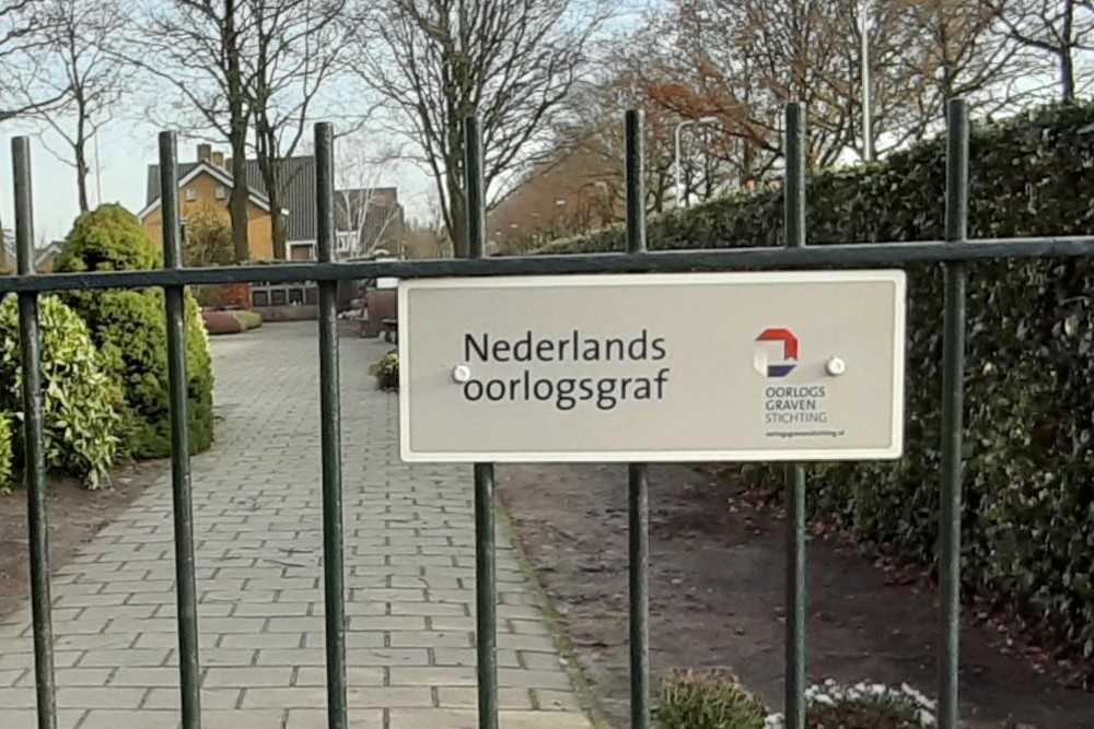 Nederlandse Oorlogsgraven Rooms Katholieke Begraafplaats Nispen #5