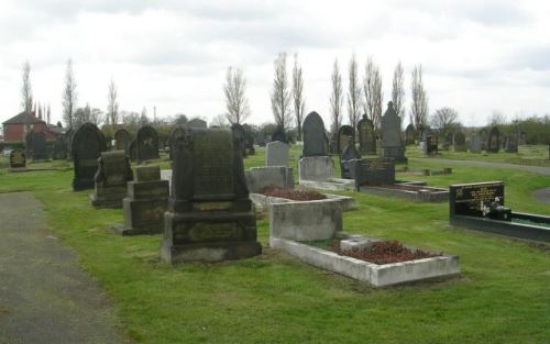Commonwealth War Graves Crigglestone Cemetery #1