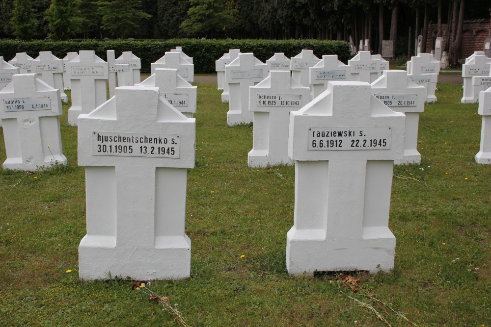 Russian War Graves Genk #4