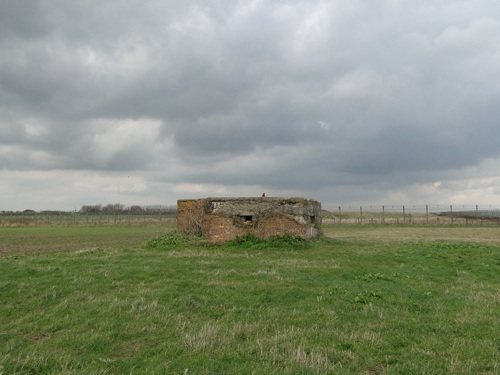 Pillbox FW3/26 Hopton-on-Sea #2