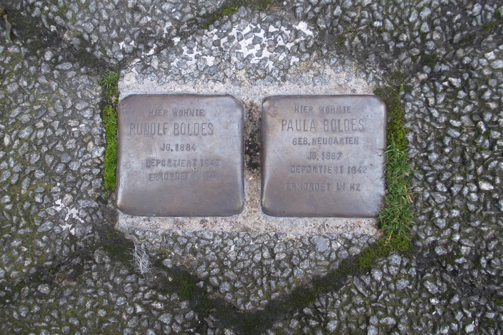 Stolpersteine Hlsstrae 12