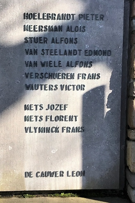 War Memorial Nieuwkerken-Waas #5