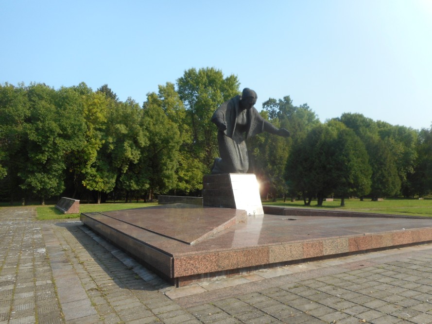 Sovjet Oorlogsbegraafplaats Kaunas #4