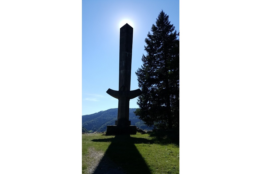 Oorlogsmonument Todtnau #1