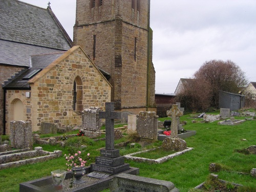 Commonwealth War Grave Holy Trinity Churchyard