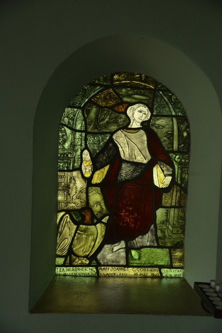 Commemorative Windows in Chapel Hoogeloon