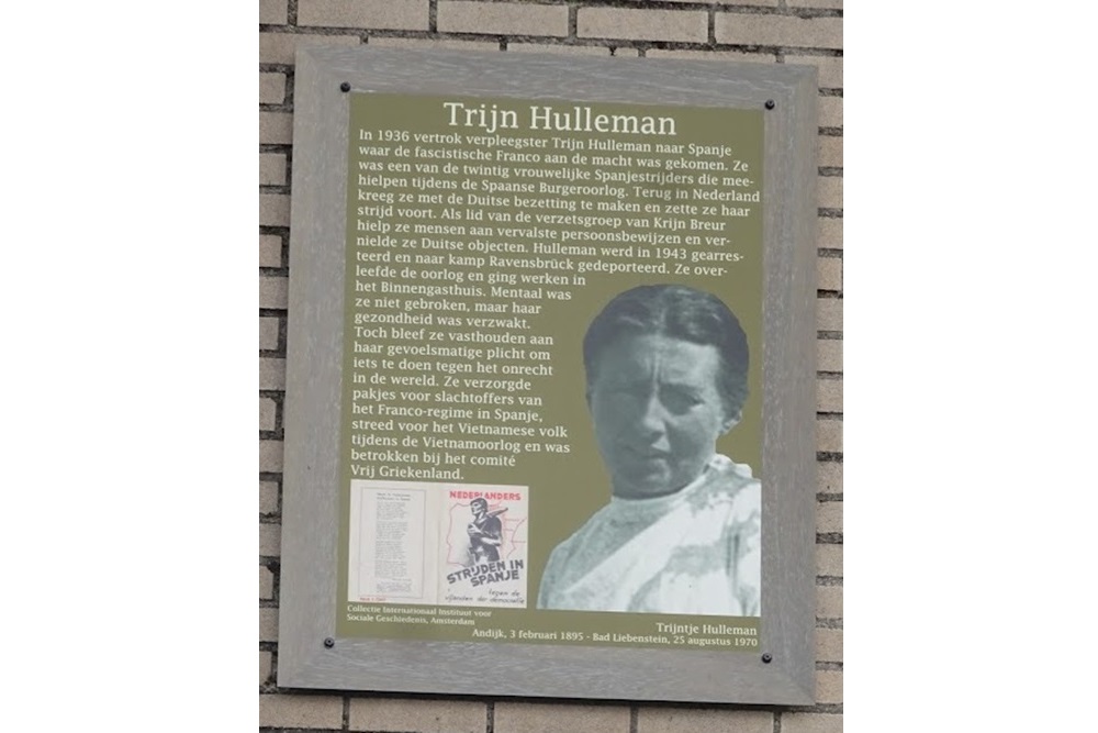 Memorial Plates De Aker Trijn Hullemanlaan