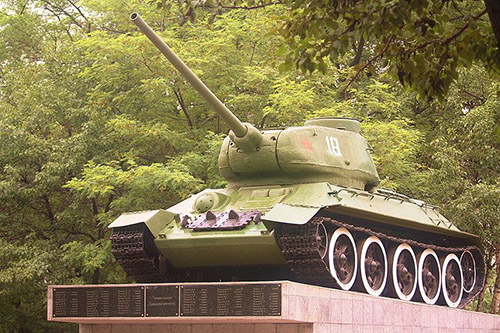 Memorial Armored Column 