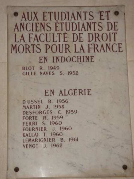 Gedenktekens Facult de droit Parijs #2