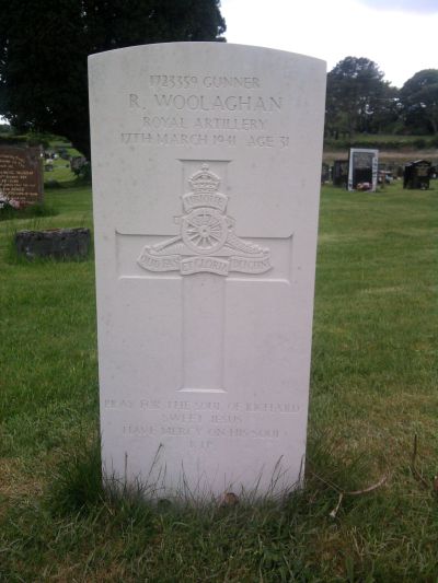 Commonwealth War Graves St. Mary Roman Catholic Churchyard