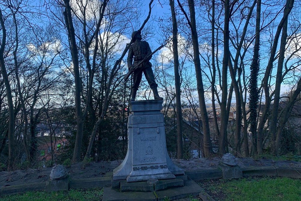 Oorlogsmonument Wandre #2