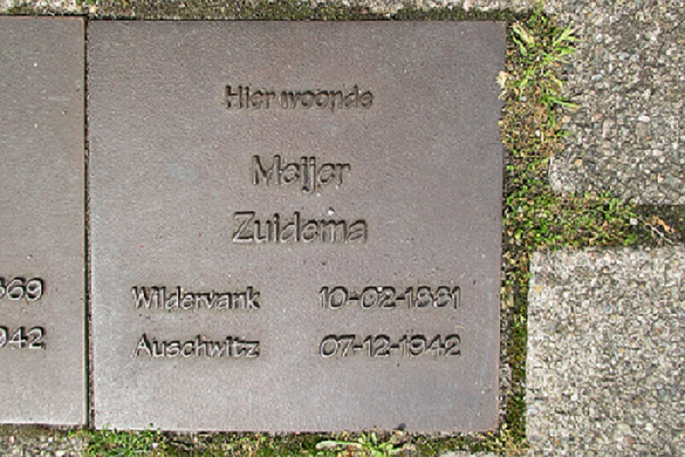 Memorial Stones Nijverheidsstraat 44 #3