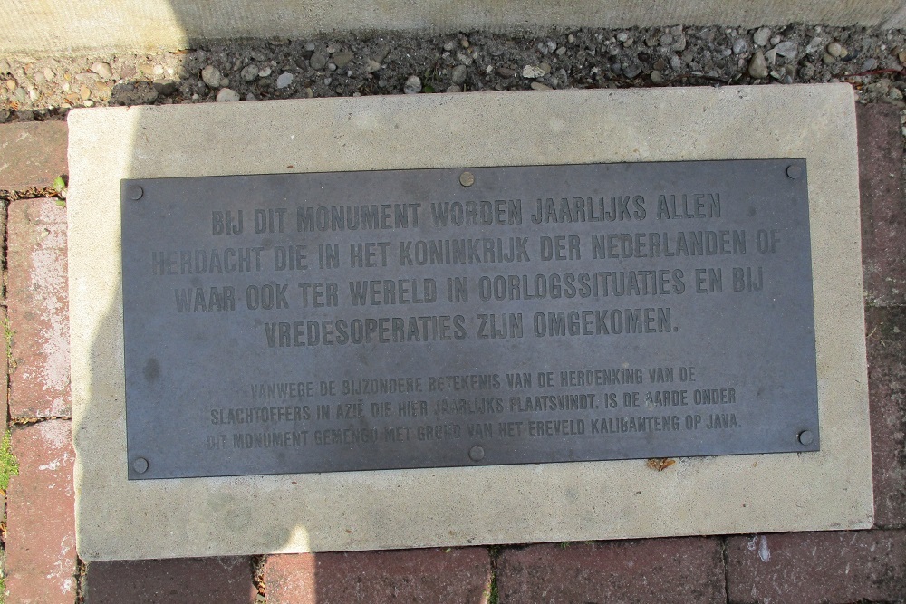 War Memorial Bilthoven #5