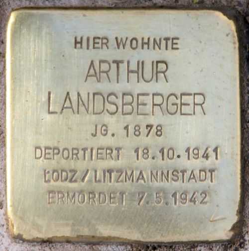 Stumbling Stones Giesebrechtstraße 7