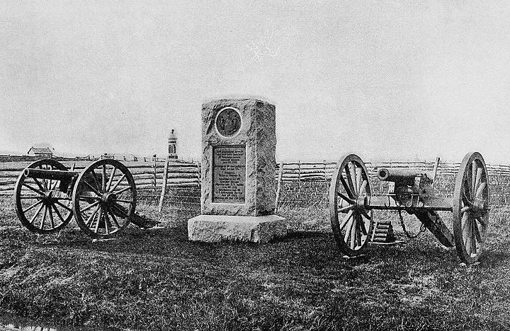 10th New York Independent Battery Light Artillery Monument #1