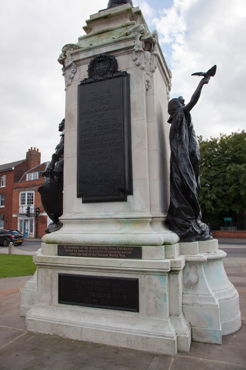 Oorlogsmonument Colchester #2