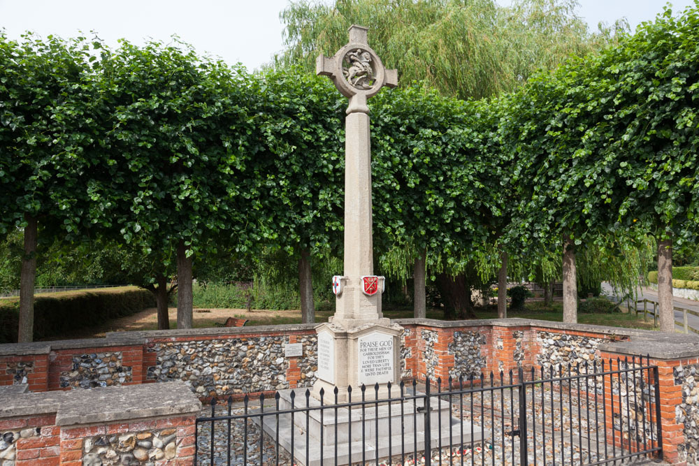 Oorlogsmonument Garboldisham #1