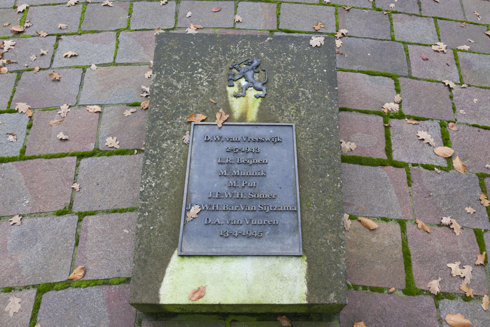 Oorlogsmonument Brummen #2