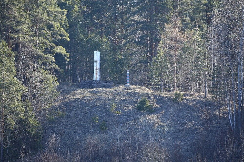 Monument Commandopost Generaal Fedyuninsky #2