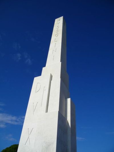 Obelisk voor Mussolini