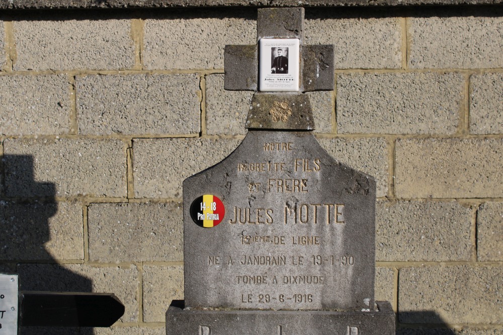 Belgische Oorlogsgraven Jandrain #2