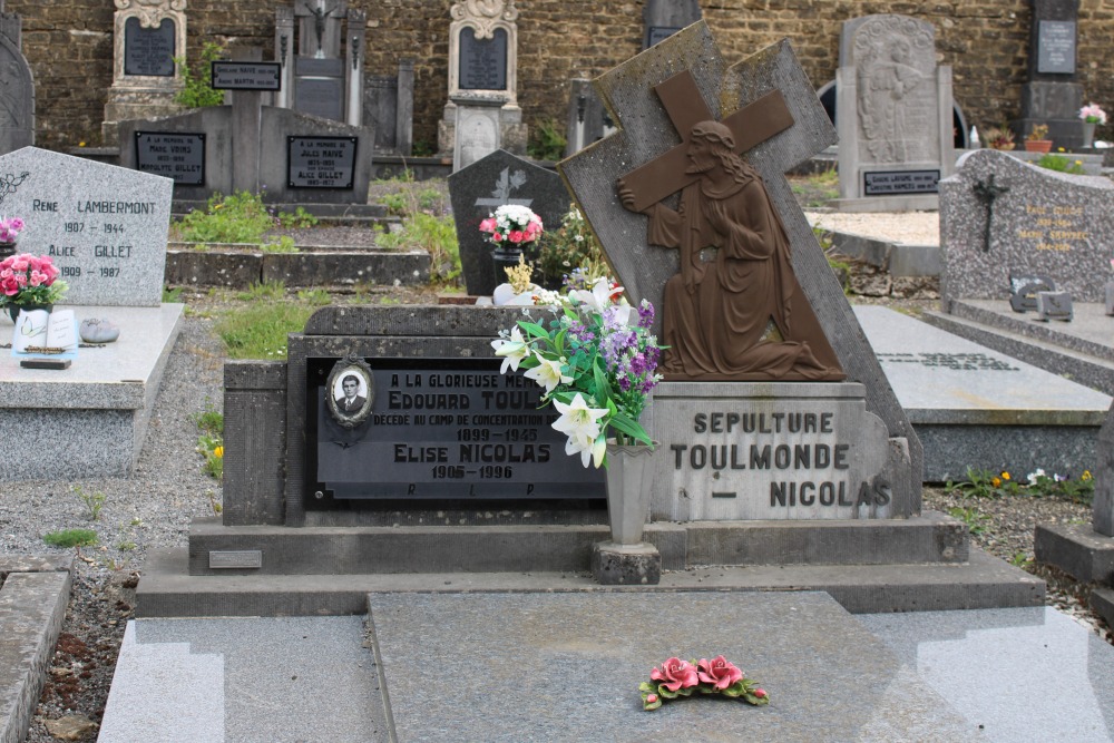 Belgian War Graves Fontenoille #4