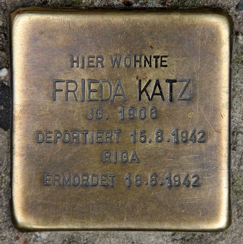 Stolperstein Kastanienallee 74 #1