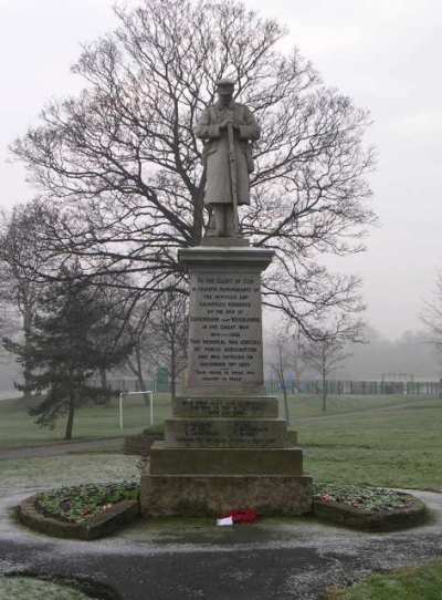 Oorlogsmonument Oakenshaw #1